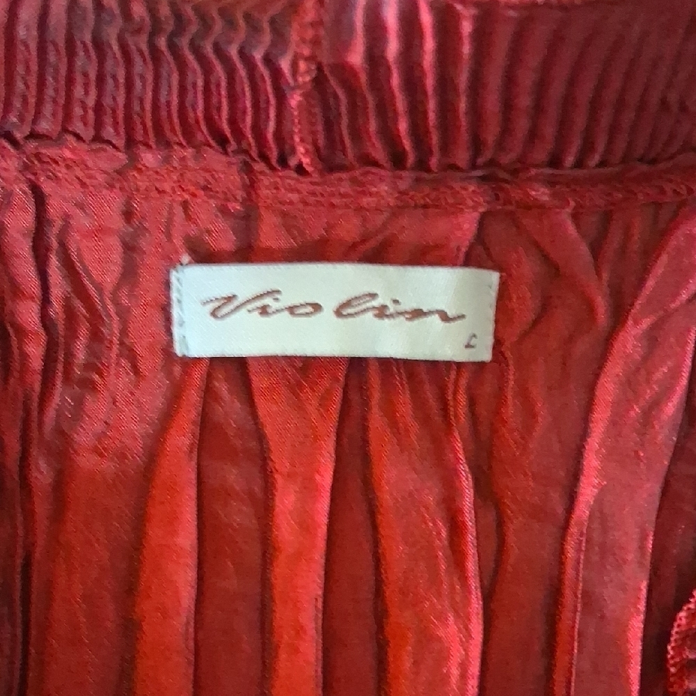 Chic Ruffled Burgundy Blouse - Picture 2 of 6